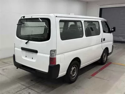 Nissan CARAVAN VAN  с аукциона в Японии
