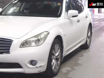 Nissan FUGA  с аукциона в Японии