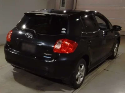 Toyota AURIS  с аукциона в Японии