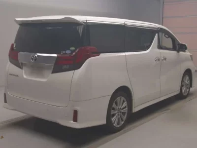 Toyota ALPHARD  с аукциона в Японии