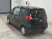 Toyota PORTE лот № 90193 оценка 3.5  с аукциона в Японии 2