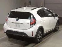 Toyota AQUA лот № 138 оценка 4  с аукциона в Японии 1