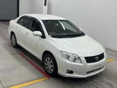 Toyota COROLLA AXIO  с аукциона в Японии