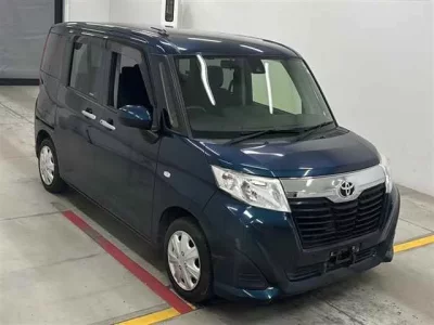 Toyota ROOMY  с аукциона в Японии