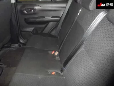 Toyota RAIZE  с аукциона в Японии