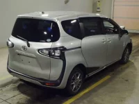 Toyota SIENTA лот № 7146 оценка R  с аукциона в Японии 1