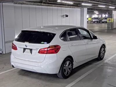 BMW 2-Series  с аукциона в Японии