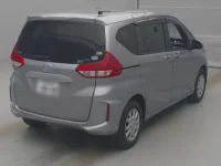 Honda FREED лот № 72073 оценка 3  с аукциона в Японии 1