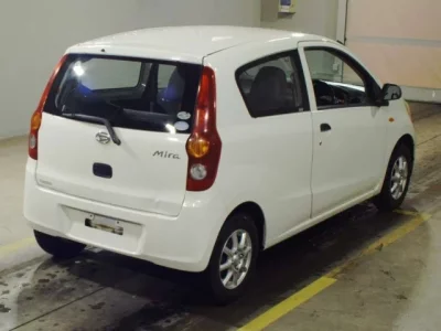 Daihatsu MIRA  с аукциона в Японии