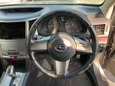 Subaru LEGACY  с аукциона в Японии