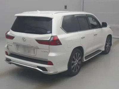 Lexus LX