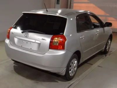 Toyota COROLLA RUNX  с аукциона в Японии