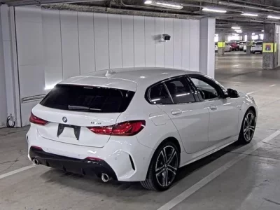 BMW 1-Series  с аукциона в Японии