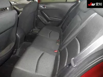 Mazda AXELA  с аукциона в Японии