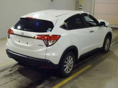 Honda VEZEL  с аукциона в Японии