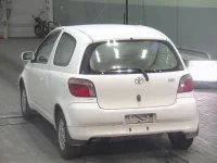 Toyota VITZ лот № 7012 оценка 3  с аукциона в Японии 1