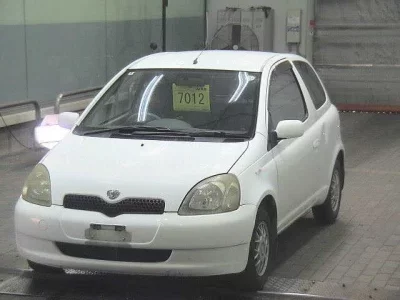 Toyota VITZ  с аукциона в Японии