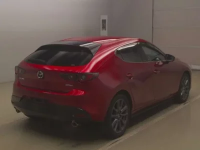Mazda MAZDA3  с аукциона в Японии