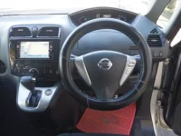 Nissan SERENA лот № 4090 оценка 3.5  с аукциона в Японии 2