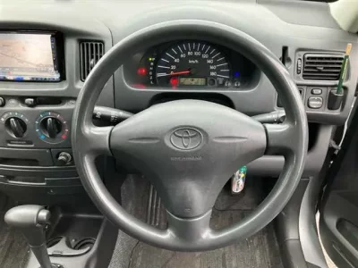 Toyota PROBOX  с аукциона в Японии