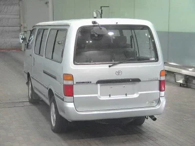 Toyota HIACE  с аукциона в Японии
