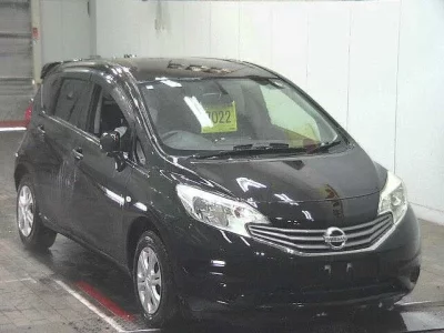 Nissan NOTE  с аукциона в Японии