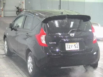 Nissan NOTE  с аукциона в Японии
