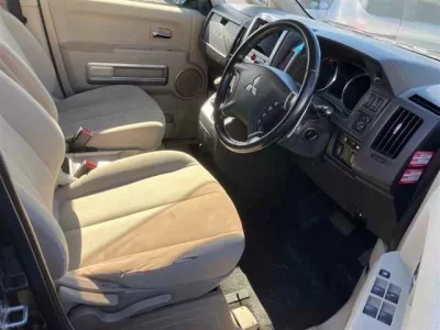 Mitsubishi DELICA D5  с аукциона в Японии