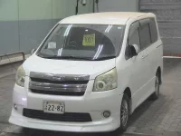 Toyota NOAH лот № 7027 оценка 3  с аукциона в Японии 2
