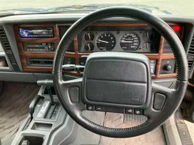 Chrysler JEEP CHEROKEE