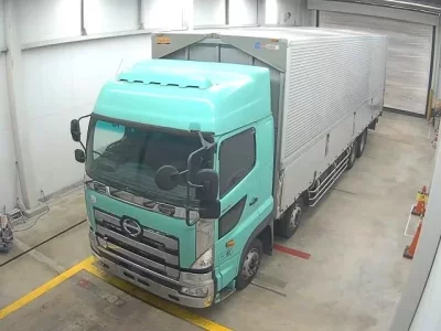 Hino TRUCK