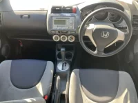 Honda FIT лот № 4031 оценка 3.5  с аукциона в Японии 2