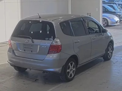 Honda FIT  с аукциона в Японии