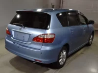 Toyota IPSUM лот № 4049 оценка RA  с аукциона в Японии 1