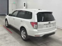 Subaru FORESTER лот № 30015 оценка 4  с аукциона в Японии 1