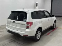Subaru FORESTER лот № 30015 оценка 4  с аукциона в Японии 4