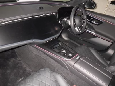 Mercedes-Benz E CLASS WAGON