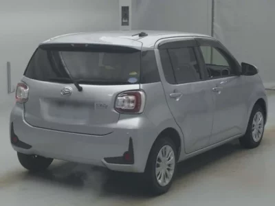 Daihatsu Boon  с аукциона в Японии