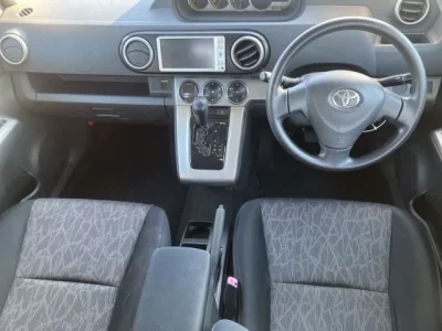 Toyota COROLLA RUMION  с аукциона в Японии
