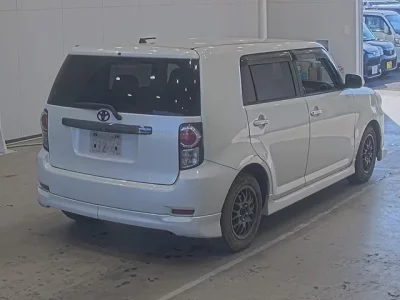 Toyota COROLLA RUMION  с аукциона в Японии