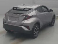 Toyota C-HR лот № 70097 оценка RA  с аукциона в Японии 1