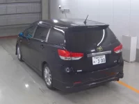 Toyota WISH лот № 4132 оценка 3.5  с аукциона в Японии 1