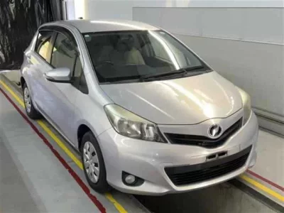 Toyota VITZ  с аукциона в Японии