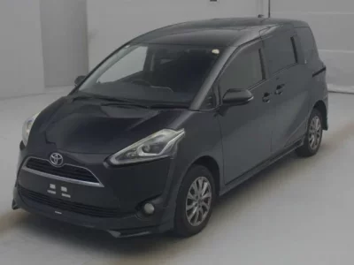 Toyota SIENTA  с аукциона в Японии