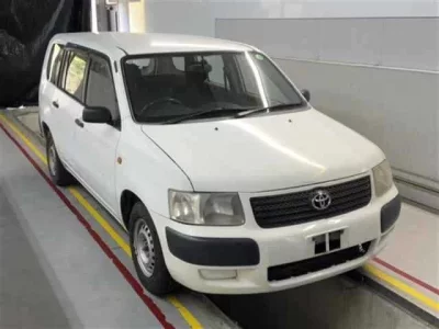 Toyota SUCCEED  с аукциона в Японии