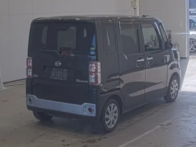 Daihatsu WAKE  с аукциона в Японии