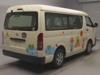 Toyota HIACE лот № 80636 оценка RA  с аукциона в Японии 1