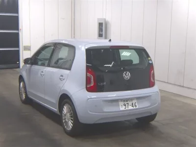 Volkswagen UP  с аукциона в Японии