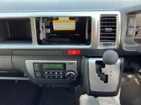 Toyota HIACE лот № 30067 оценка S  с аукциона в Японии 7