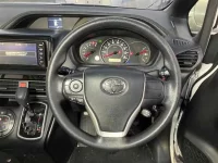 Toyota NOAH лот № 30074 оценка 4  с аукциона в Японии 6